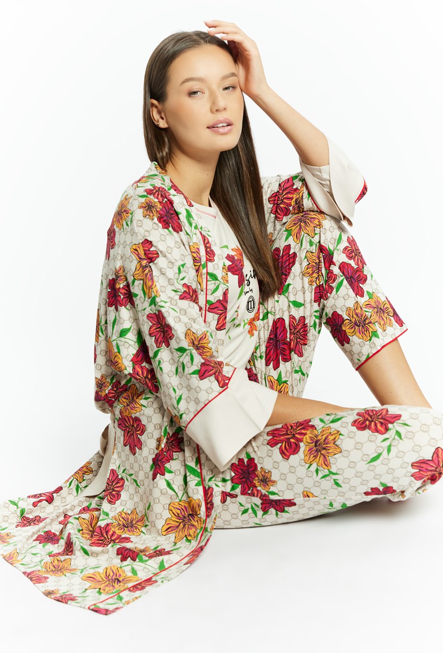 Szlafrok damski przewiązywany w pasie