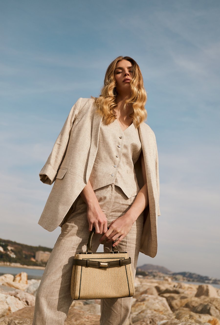 Torba damska z ozdobnym paskiem