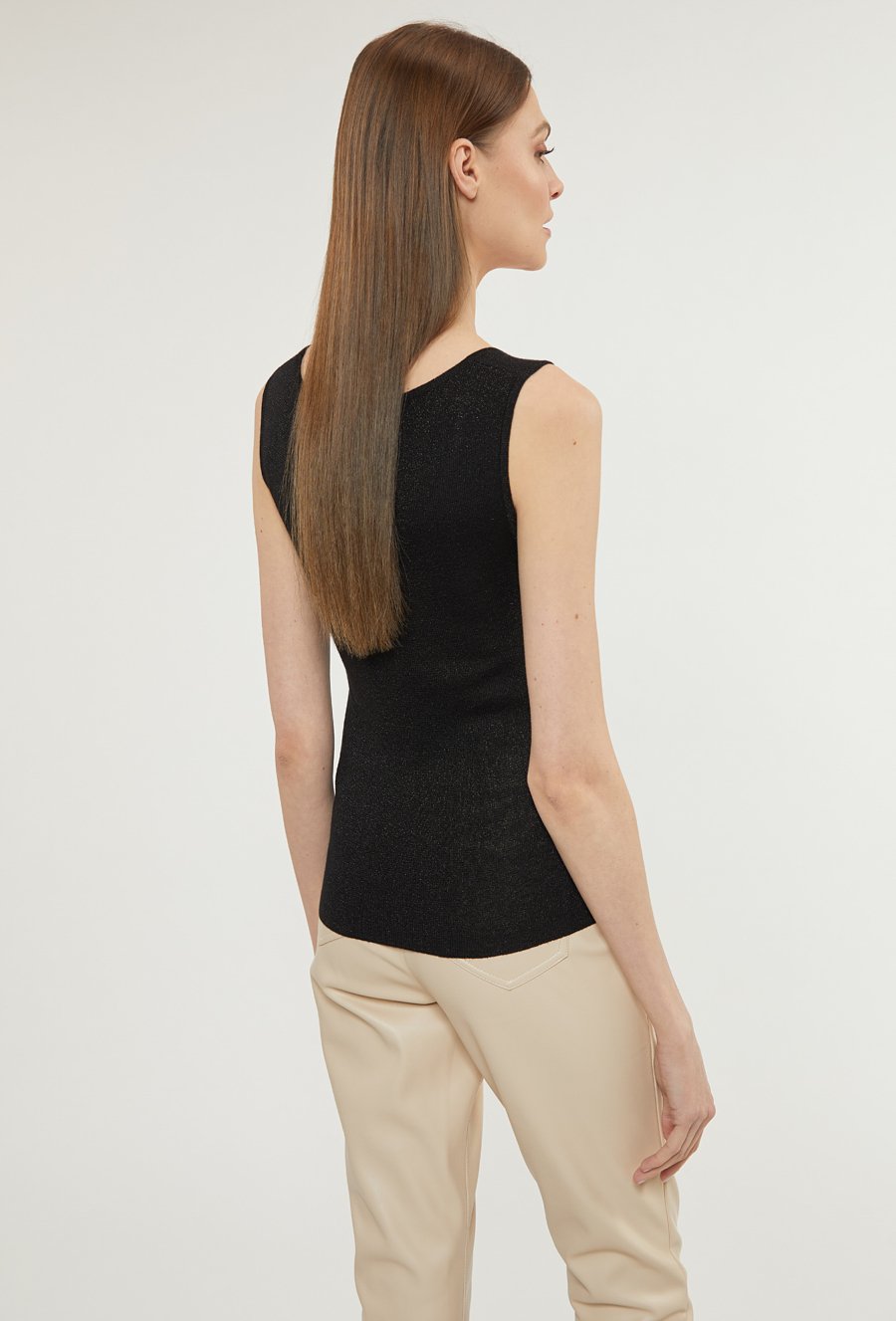 Połyskujący sweter damski