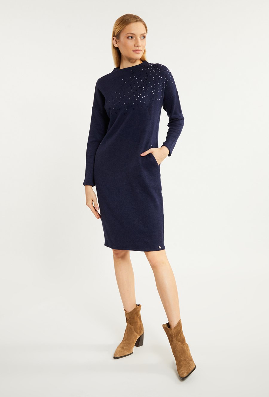 Sukienka damska z aplikacją