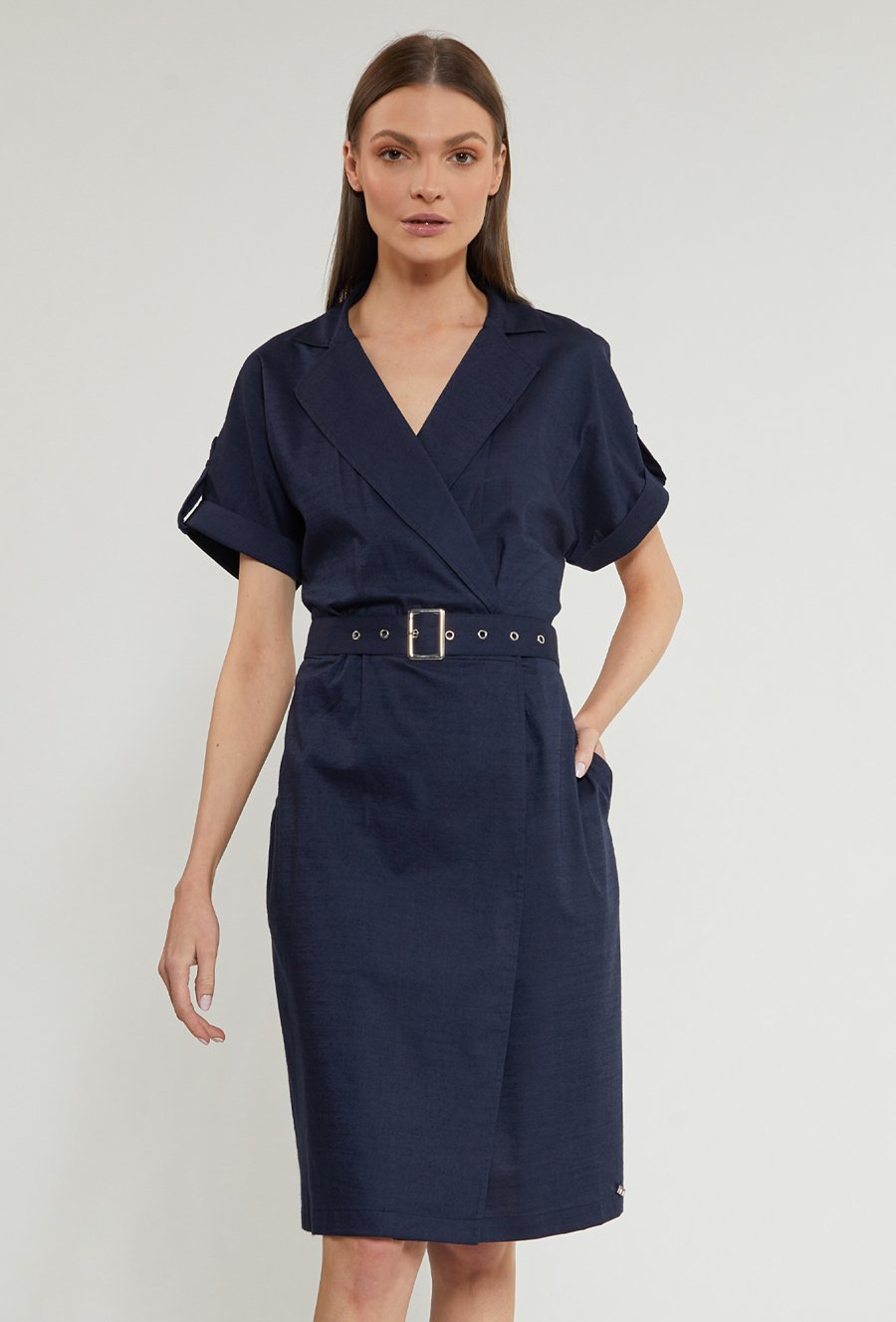 Sukienka damska z przekładanym materiałem