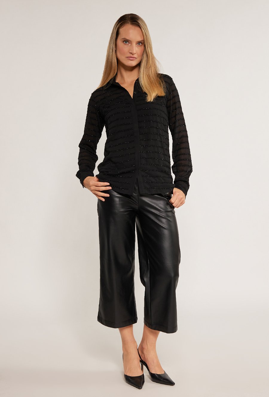 Połyskująca bluzka damska