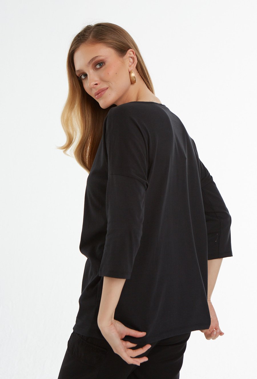 Czarna bluzka z rękawem 3/4