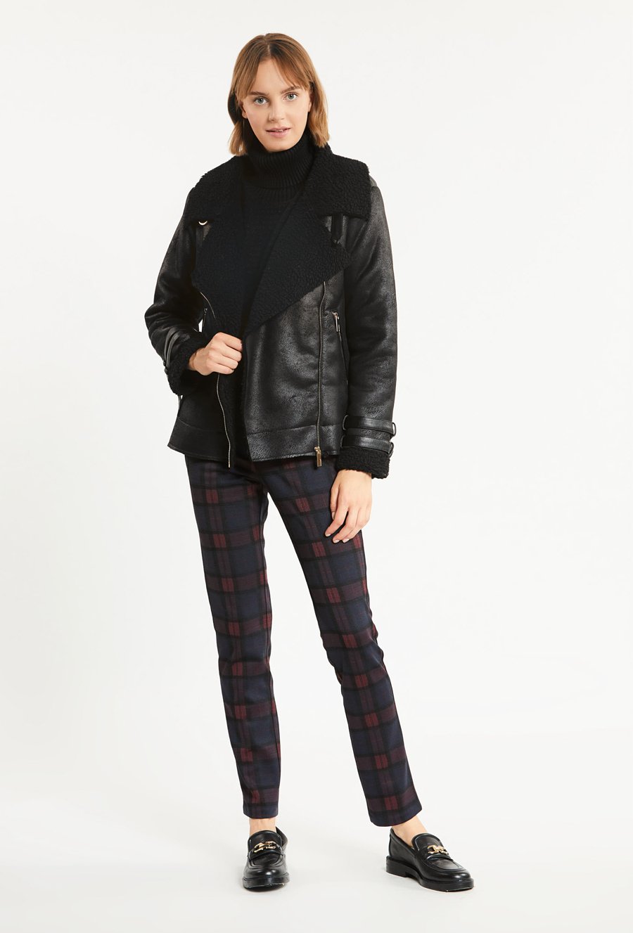 Spodnie damskie w kratę