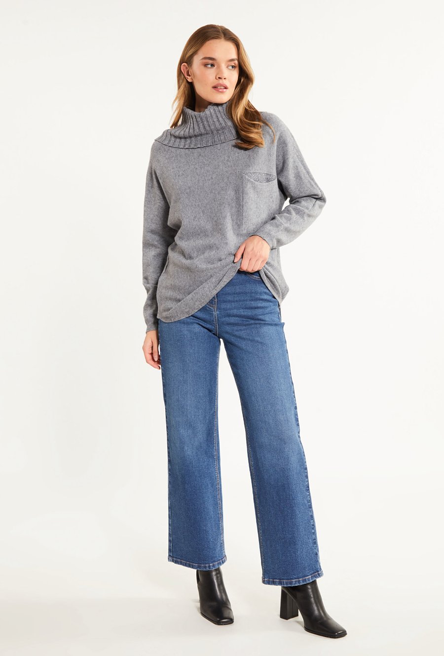 Sweter damski z aplikacją