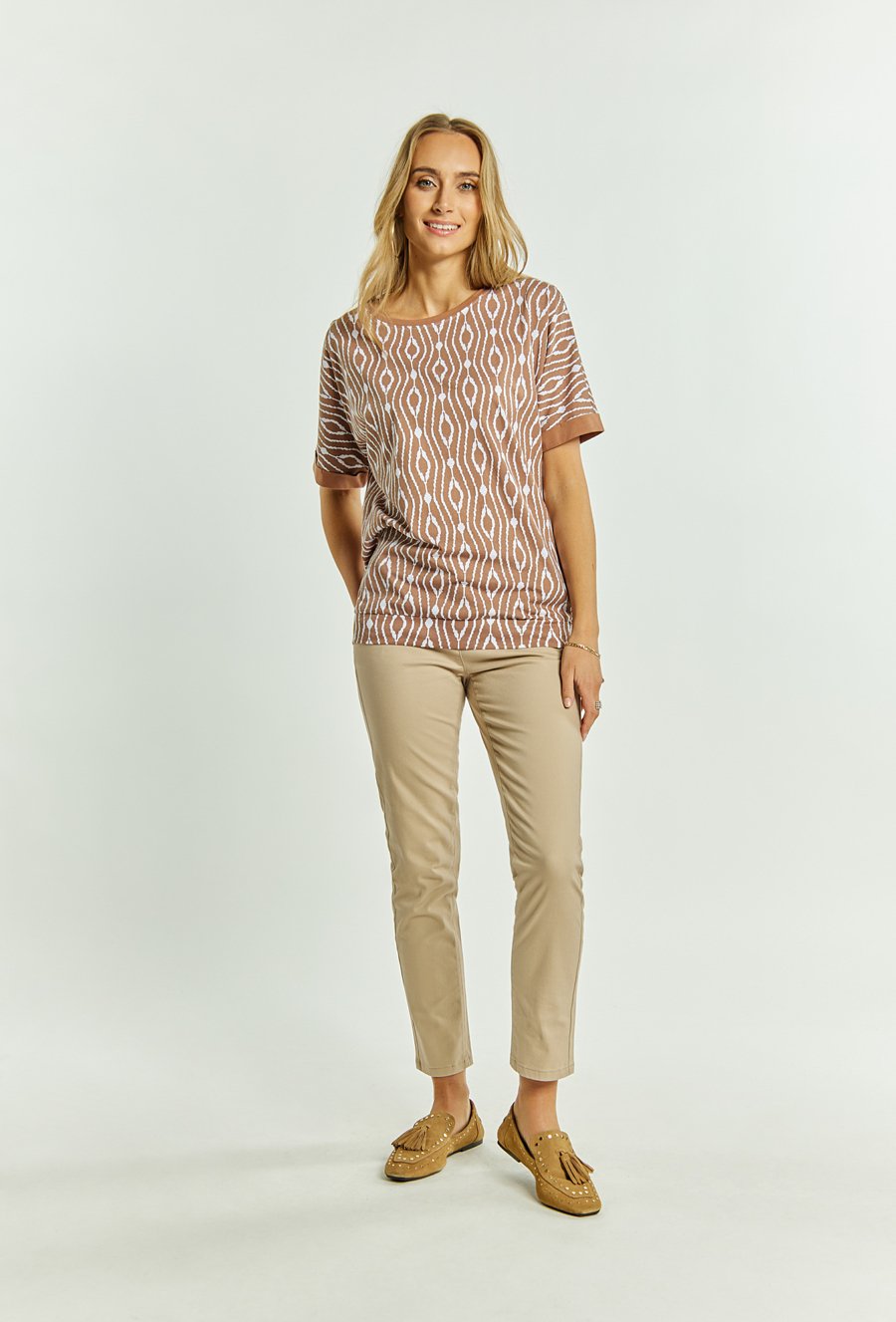 Dzianinowy T-shirt damski