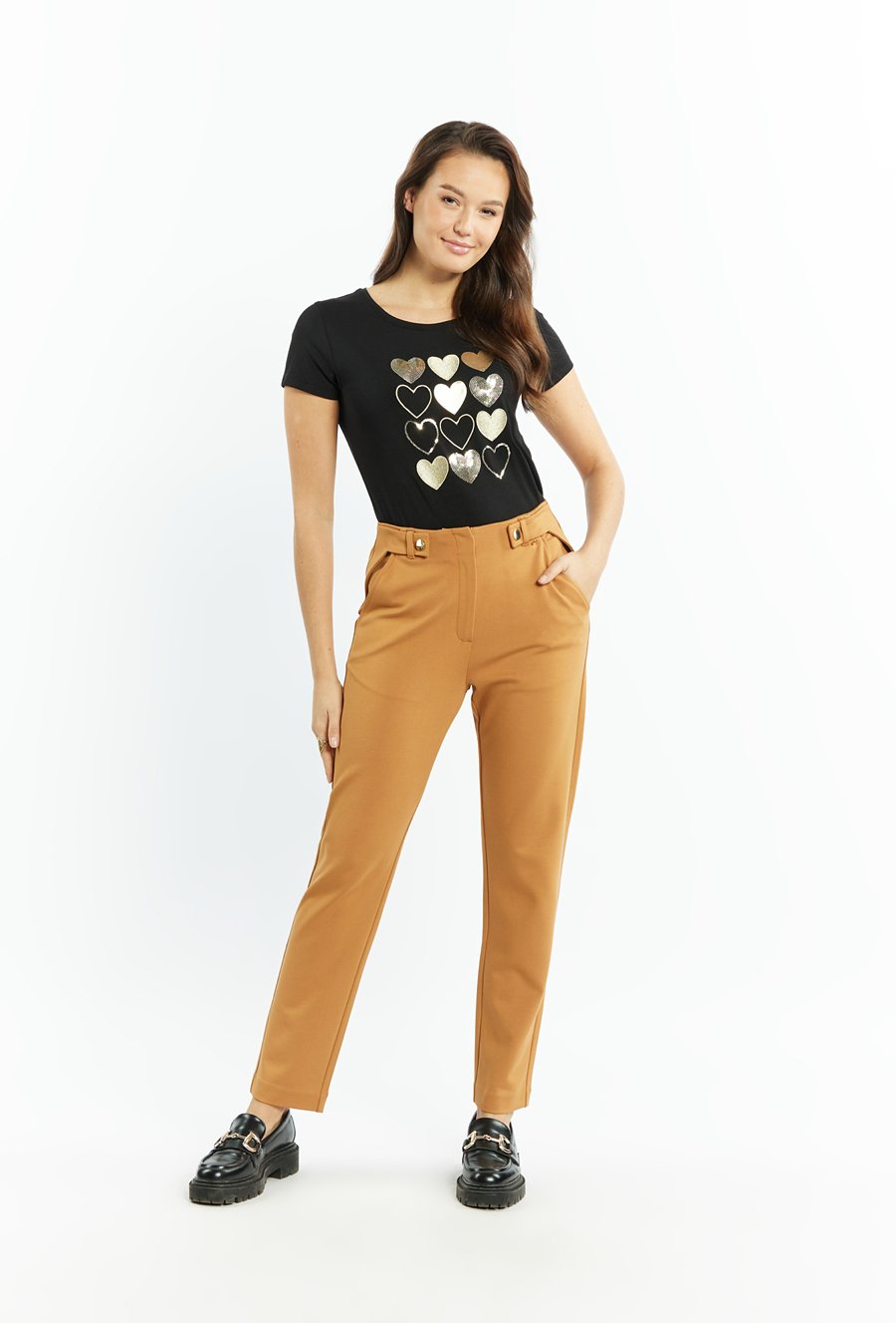 T-shirt damski w serduszka