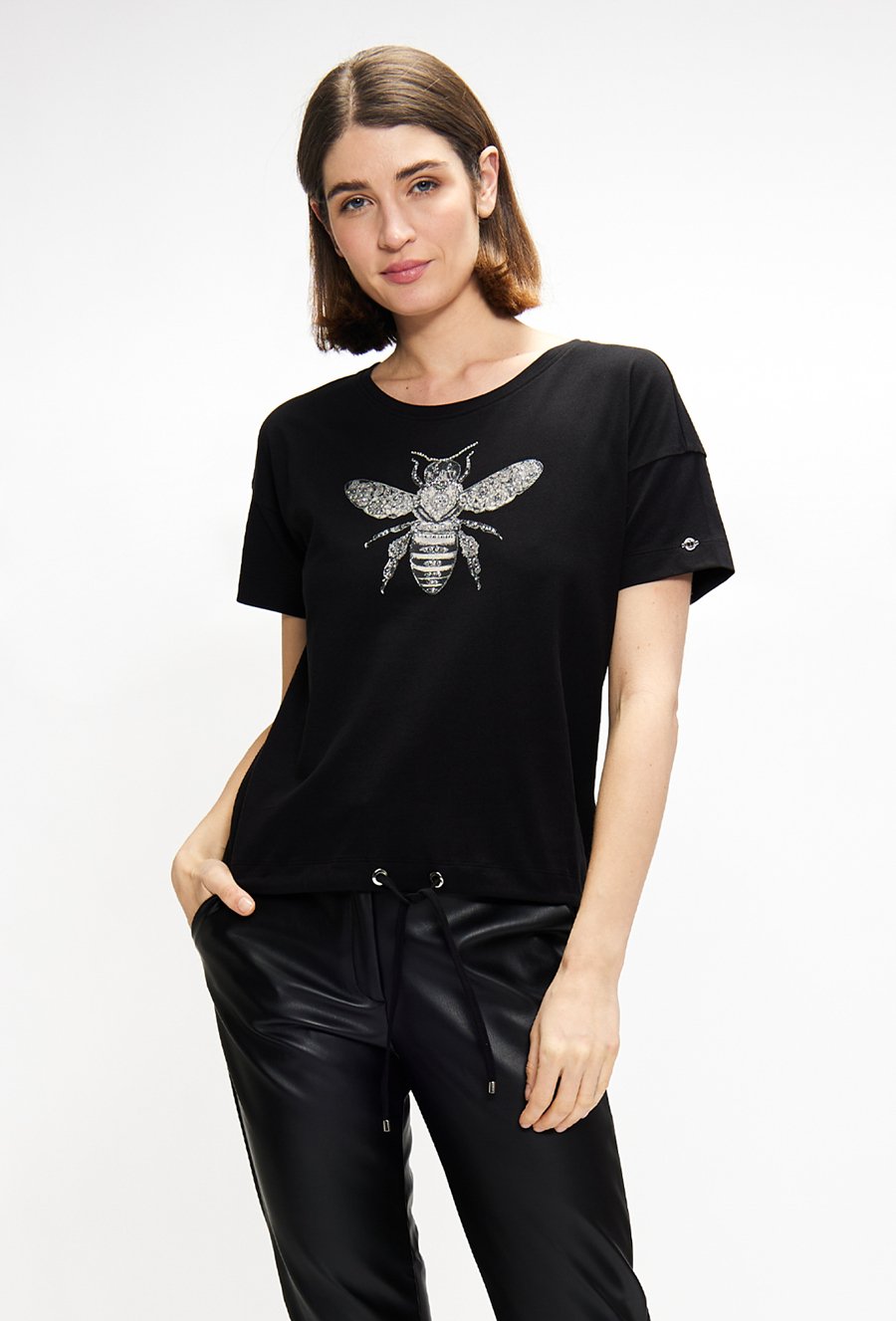 T-shirt z cekinowym wzorem