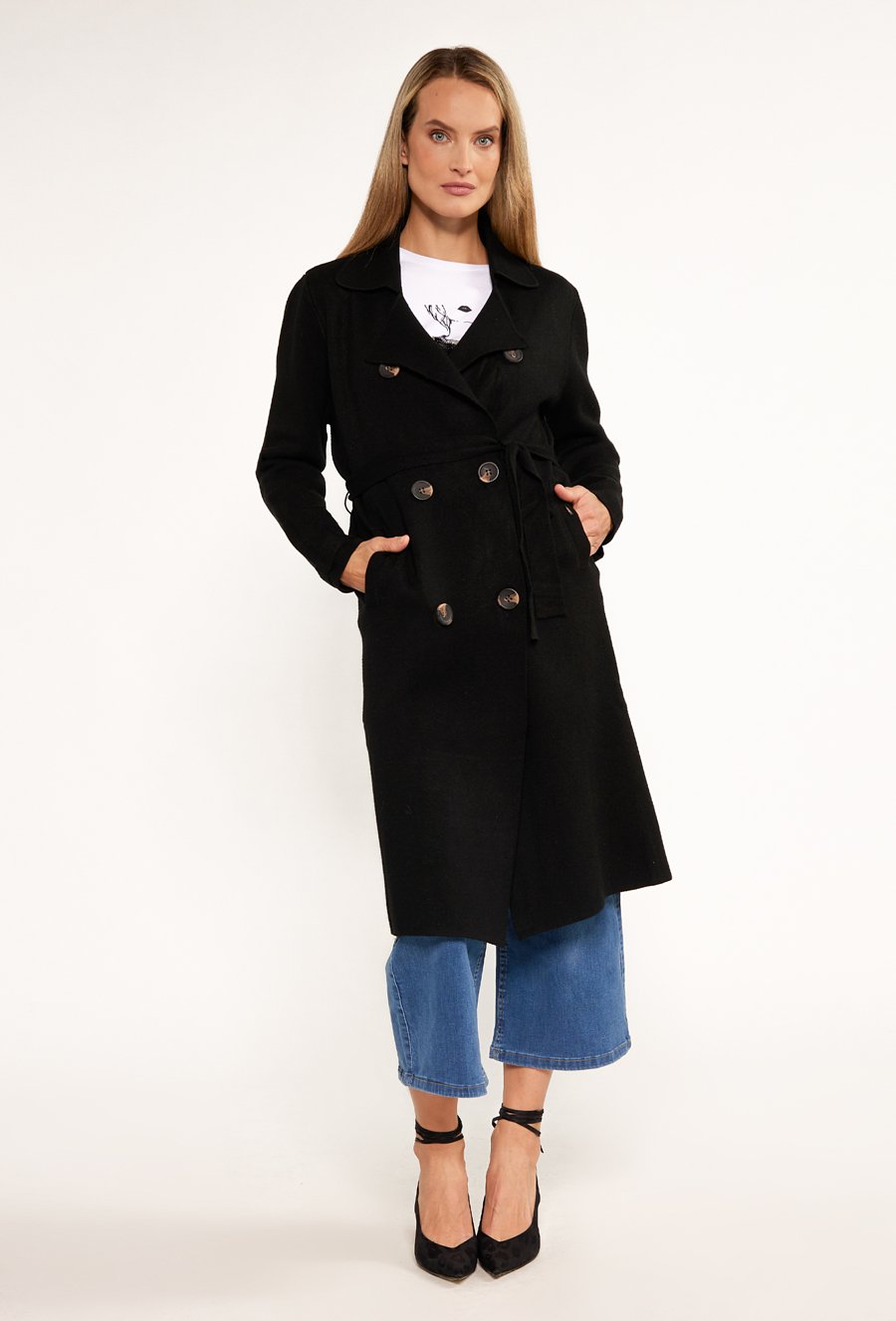 Swetrowy płaszcz z wiązaniem